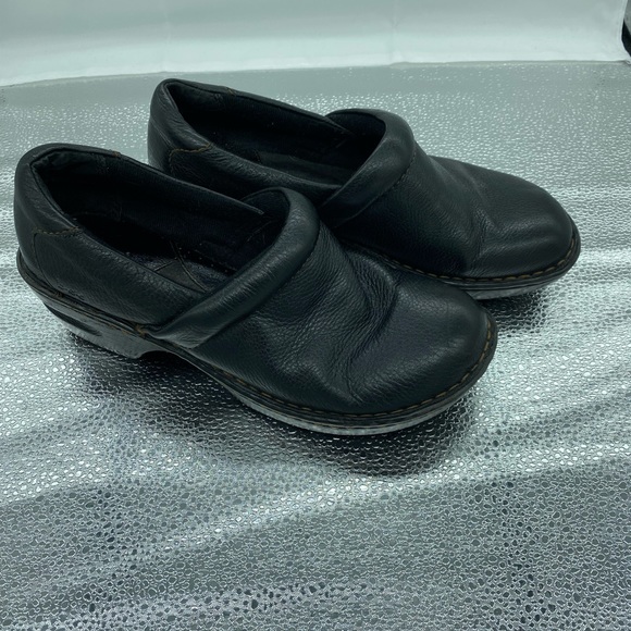 Gently worn a few times size 8 black shoes - Picture 3 of 4